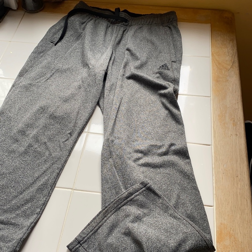 Adidas sweatpants. Grey. Small. Athletic sweatpants